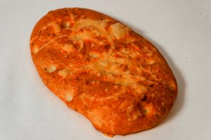 Лепешка Фокаччо с жареным луком и сыром